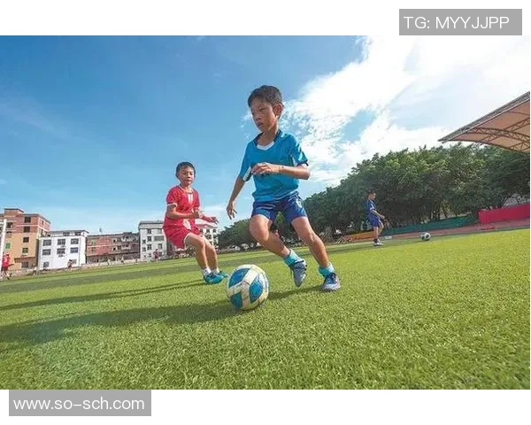 跑男踢足球的球星是谁 他在节目中的精彩表现引发热议 跑男踢足球的球星是谁 他在节目中的精彩表现引发热议